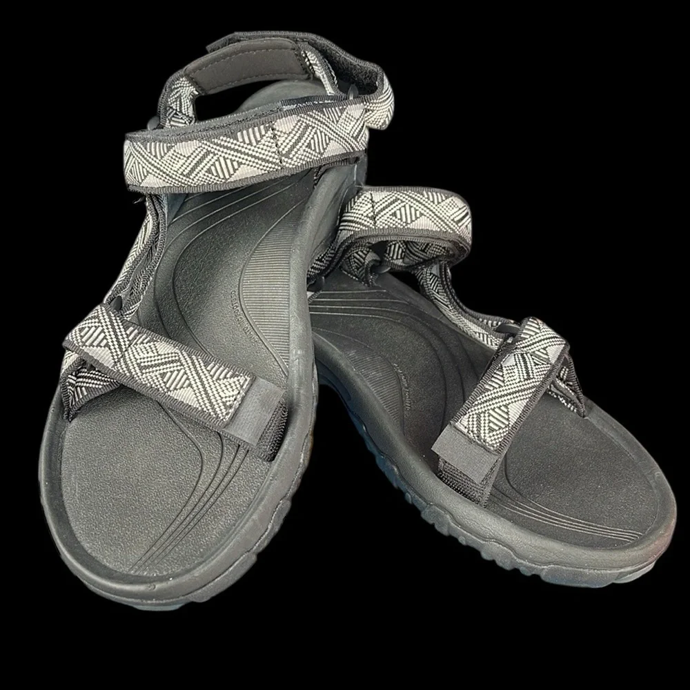 NEW Mens 11 Teva Sandals Hurricane 4 1093379 Black Hiking Trail Shoes Tevas grey